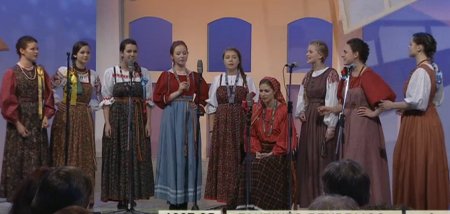 Выступление женской группы "Аринушки" в конкурсной программе ЛРТ "Дуоким гаро"