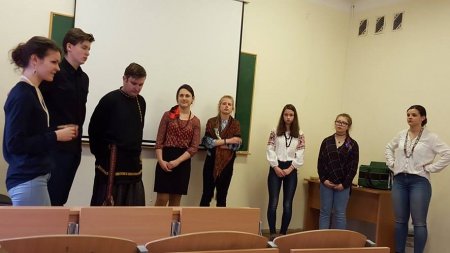 "Arinuška" bendravo su LEU rusų filologijos studentais