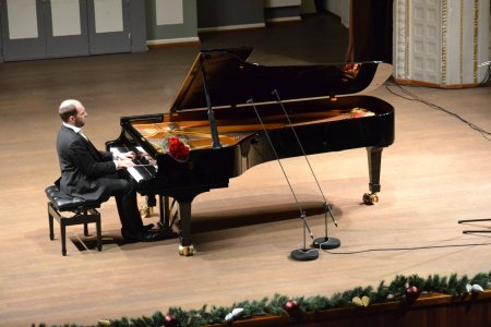 Pianistas Andrej Korobeinikov - vienas ryškiausių muzikantų, neeilinė, stebinanti savo pasiekimais asmenybė.