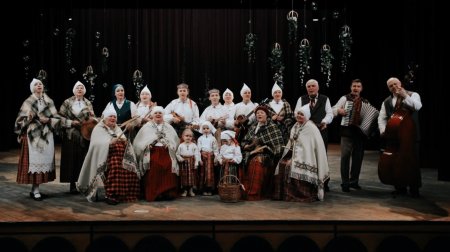 XIV tarptautinis festivalis „POKROVSKIJE KOLOKOLA“ pristato: FOLKLORO ANSAMBLIS „TURKI“ (Lyvanai, Latvija)