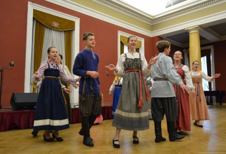 В Вильнюсе открылась X детская фольклорная ассамблея.