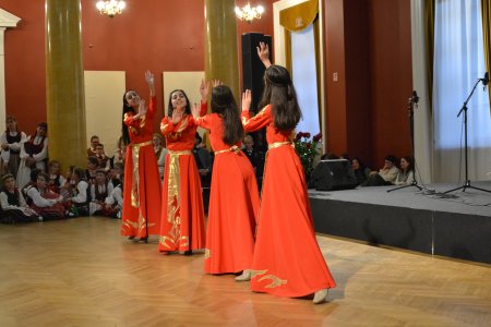 Respublikinio vaikų ir jaunimo liaudies kūrybos atlikėjų konkurso LAUREATŲ KONCERTAS. XII VAIKŲ IR JAUNIMO FOLKLORO ASAMBLĖJA 