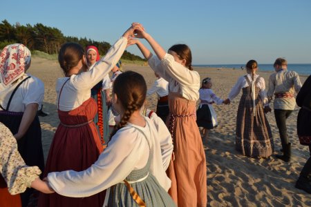 Началась регистрация в XXIV международную летнюю творческую школу - фольклорный  лагерь «ТРАДИЦИЯ» (г. Паланга, Литва)