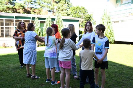KAI TRADICIJA TAMPA GYVA: ETNINĖS KULTŪROS MOKYKLOS „TRADICIJA“ 25-OJO JUBILIEJAUS ŠVIESA PALANGOJE