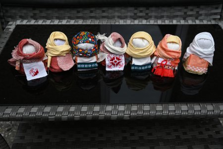 KAI TRADICIJA TAMPA GYVA: ETNINĖS KULTŪROS MOKYKLOS „TRADICIJA“ 25-OJO JUBILIEJAUS ŠVIESA PALANGOJE