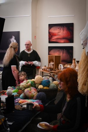 VILNIUJE NUAIDĖJO XV TARPTAUTINĖ VAIKŲ IR JAUNIMO FOLKLORO ASAMBLĖJA – ŠVENTĖ, SUVIENIJUSI TRADICIJAS IR KŪRYBIŠKUMĄ