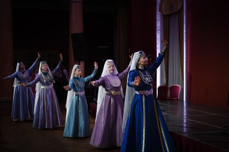VILNIUJE NUAIDĖJO XV TARPTAUTINĖ VAIKŲ IR JAUNIMO FOLKLORO ASAMBLĖJA – ŠVENTĖ, SUVIENIJUSI TRADICIJAS IR KŪRYBIŠKUMĄ