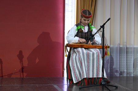 VILNIUJE NUAIDĖJO XV TARPTAUTINĖ VAIKŲ IR JAUNIMO FOLKLORO ASAMBLĖJA – ŠVENTĖ, SUVIENIJUSI TRADICIJAS IR KŪRYBIŠKUMĄ