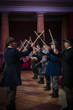 VILNIUJE NUAIDĖJO XV TARPTAUTINĖ VAIKŲ IR JAUNIMO FOLKLORO ASAMBLĖJA – ŠVENTĖ, SUVIENIJUSI TRADICIJAS IR KŪRYBIŠKUMĄ