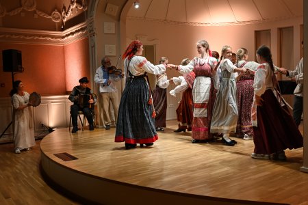 XXVI ETNINĖS KULTŪROS VASAROS MOKYKLA „TRADICIJA“: GYVA ERDVĖ TAUTINIŲ MAŽUMŲ KULTŪRAI IR JAUNIMO LYDERYSTEI
